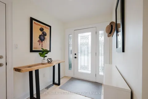 45 Foreht Crescent, Aurora, ON L4G 3E9
