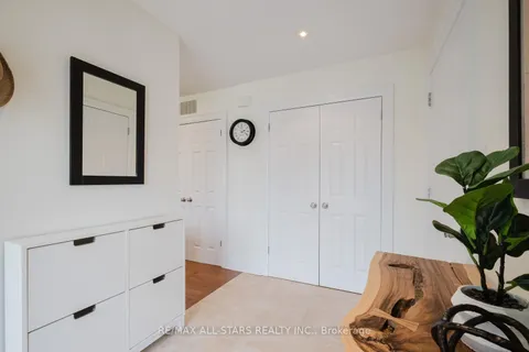 45 Foreht Crescent, Aurora, ON L4G 3E9