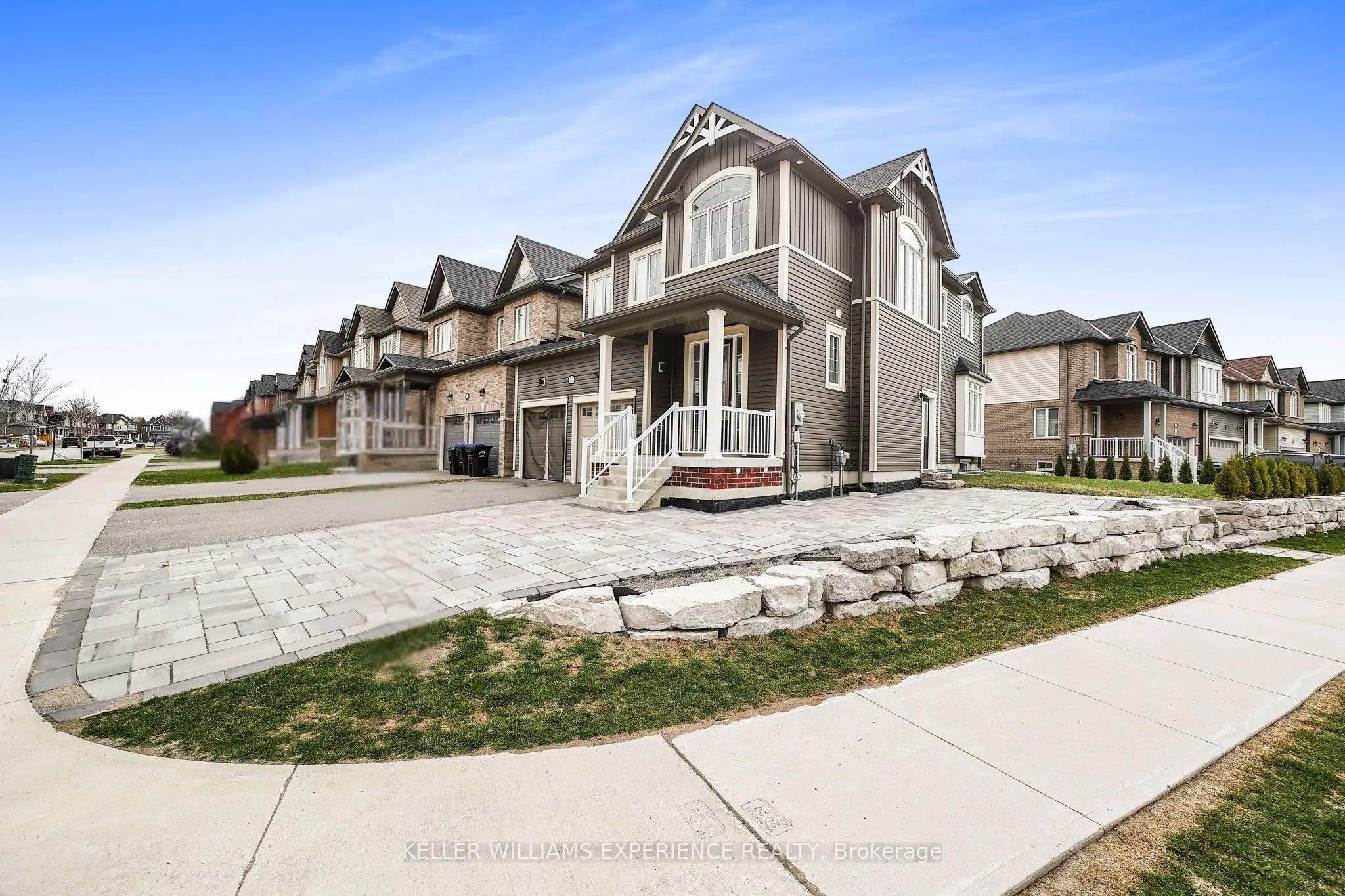 31 Wood Crescent, Essa, ON L3W 0M5