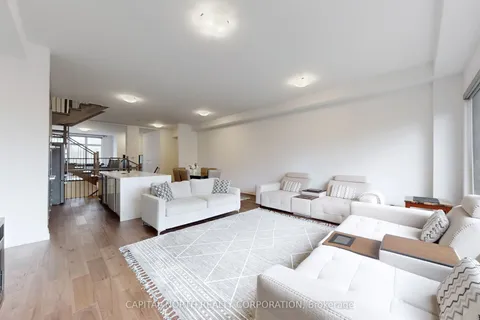 29 Direzze Court, ON L4C 5T8