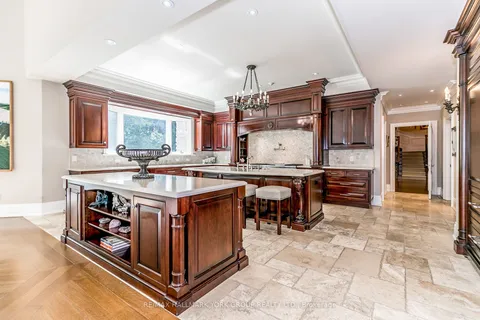 1865 Davis Drive, ON L3Y 4V9