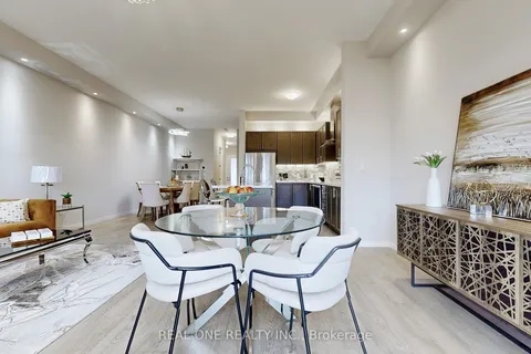 240 Elyse Court, Aurora, ON L4G 2C9