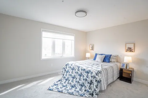 7 John Moore Road, East Gwillimbury, ON L9N 0P4