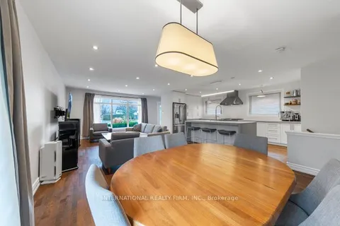 531 Newmarket Street, East Gwillimbury, ON L9N 1K7