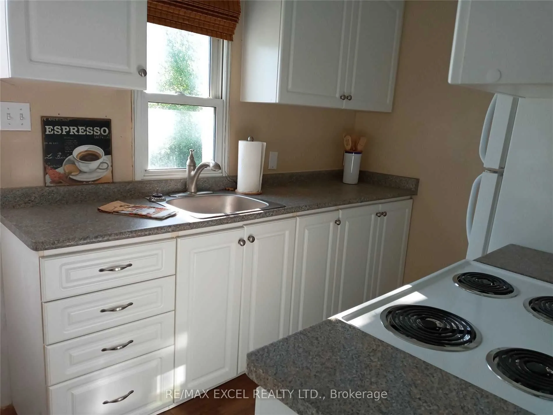 795 Third Avenue, Georgina, ON L0E 1S0