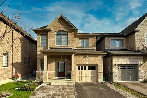 9 Temple Avenue, East Gwillimbury, ON L9N 0P2