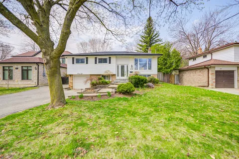 38 Sciberras Road, Markham, ON L3R 2J3
