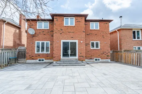 146 Valleymede Drive, Richmond Hill, ON L4B 1T2