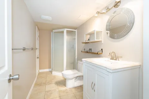 146 Valleymede Drive, Richmond Hill, ON L4B 1T2