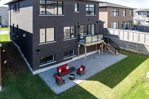 29 Limerick Street, Richmond Hill, ON L4E 3W9