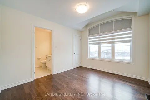 95 Therma Crescent, Markham, ON L6C 3K9