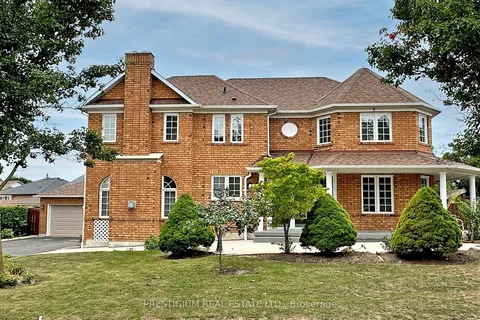 31 Meadowgrass Crescent, Markham, ON L3S 4B2