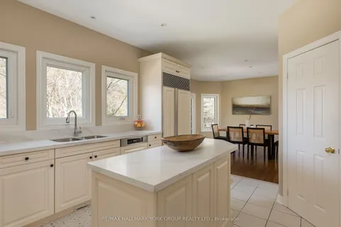 52 Forester Crescent, Markham, ON L6C 1V2