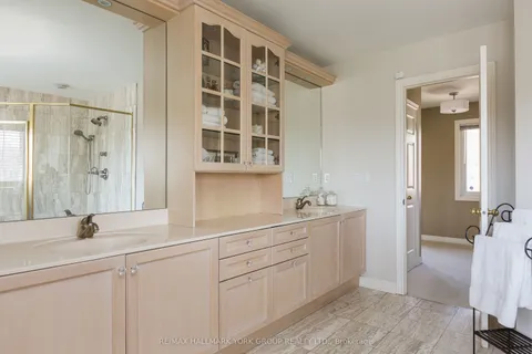 52 Forester Crescent, Markham, ON L6C 1V2