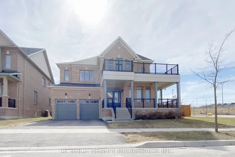 51 Spruce Avenue, East Gwillimbury, ON L9N 0S8