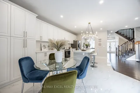 77 Sunnyside Hill Road, Markham, ON L6B 0Z8