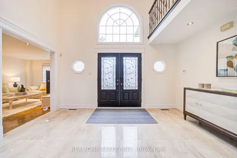 45 Glenayr Road, Richmond Hill, ON L4B 2V8