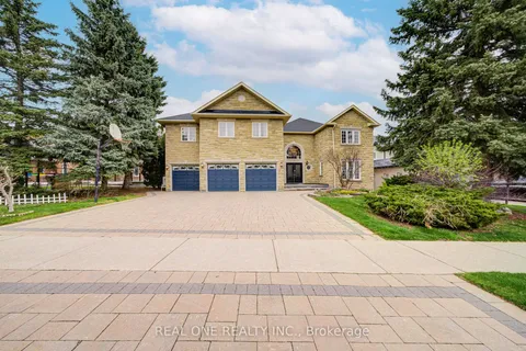 45 Glenayr Road, Richmond Hill, ON L4B 2V8