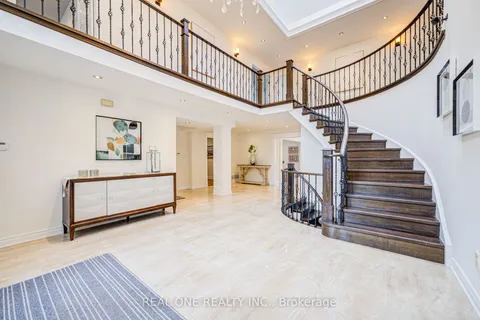 45 Glenayr Road, Richmond Hill, ON L4B 2V8