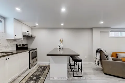 4 Hamilton Hall Drive, Markham, ON L3P 2P2