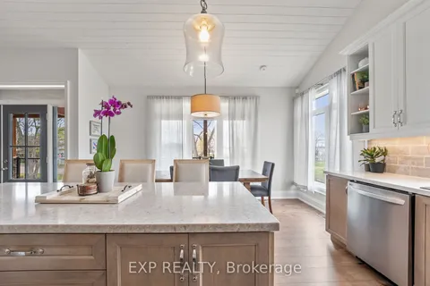 23 Dunkelman Drive, Georgina, ON L4P 3C8