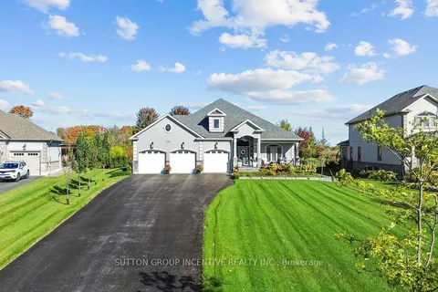 327 Sunnybrae Avenue, Innisfil, ON L9S 0K9