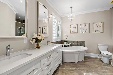 327 Sunnybrae Avenue, Innisfil, ON L9S 0K9