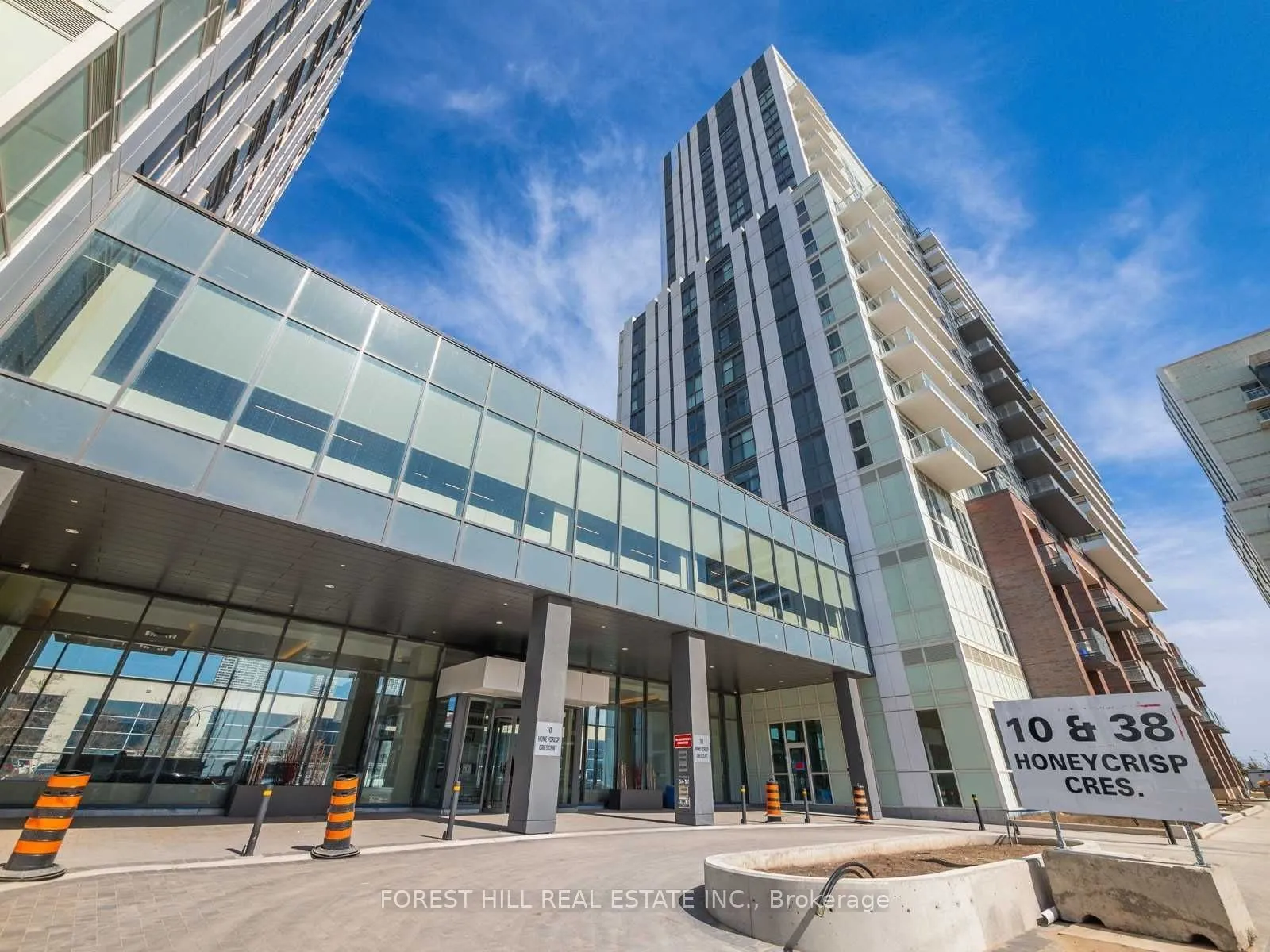 38 Honeycrisp Crescent, Vaughan, ON L4K 0M8