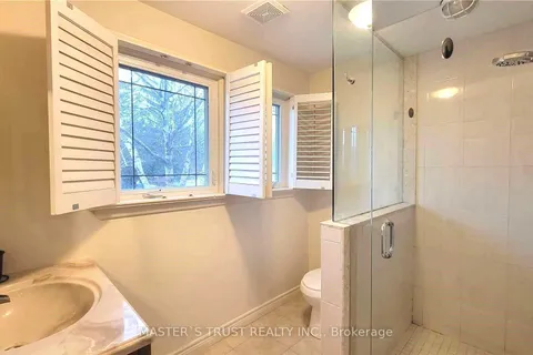 86 Rockport Crescent, Richmond Hill, ON L4C 2L8