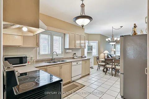 508 Stone Road, Aurora, ON L4G 6Z6