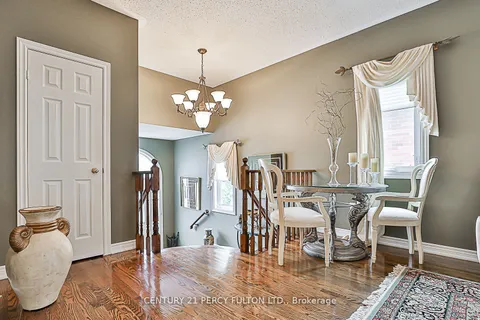 508 Stone Road, Aurora, ON L4G 6Z6