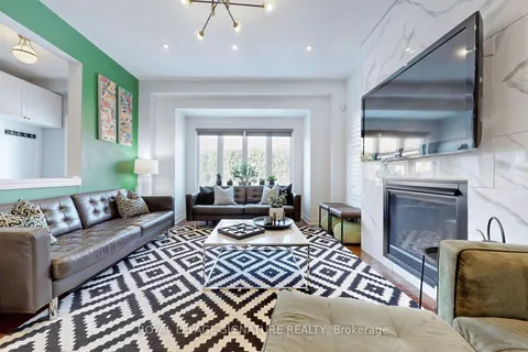 72 Autumn Glow Drive, Markham, ON L6B 0P6