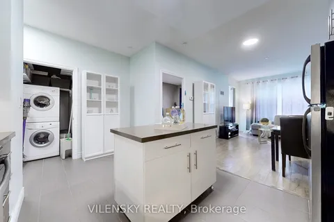325 South Park Road, Markham, ON L3T 0B8