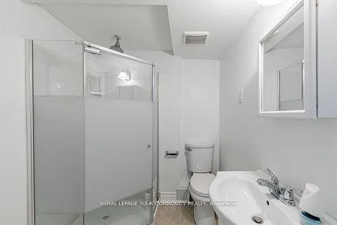 26 Millcroft Way, Vaughan, ON L4J 6P1