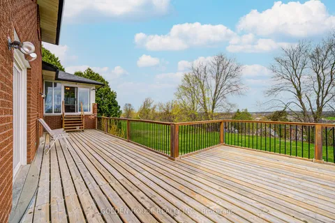 53 West Park Heights, Georgina, ON L4P 3T9