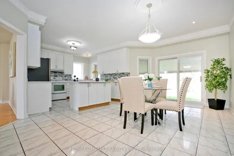 182 Siderno Crescent, Vaughan, ON L4L 9M5