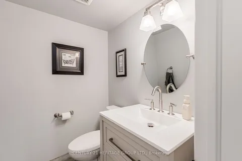 673 Chaleur Place, Newmarket, ON L3X 1L6