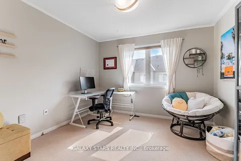 24 Post Oak Drive, Richmond Hill, ON L4E 4G8