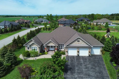 10 BROLLEY Crescent, Essa, ON L0L 2N2