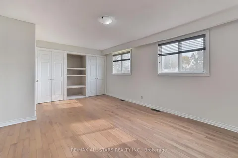 164 Bayview Avenue, Georgina, ON L4P 2S9