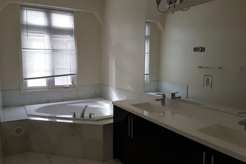 7 Brighton Place, ON L4J 0H1
