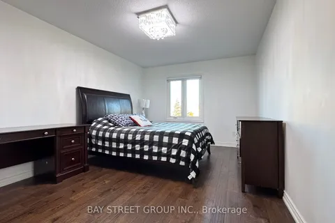 39 Alexandra Wood, Richmond Hill, ON L4B 2L1
