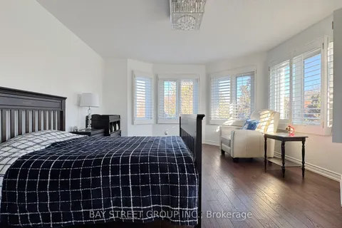 39 Alexandra Wood, Richmond Hill, ON L4B 2L1