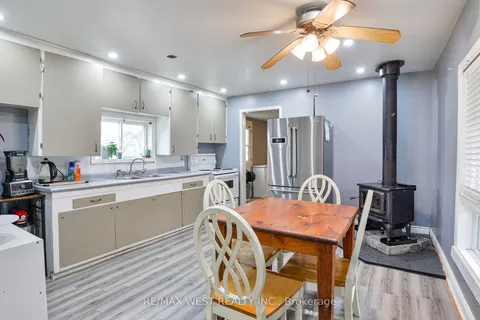 8855 Webster Road, ON L0M 1K0