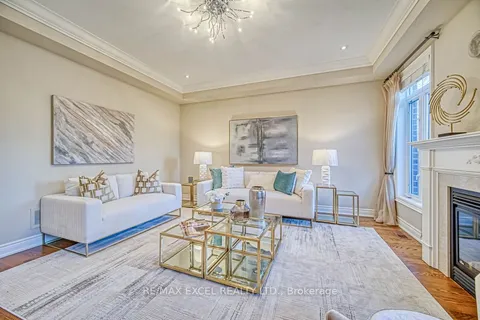 166 Townsgate Drive, Vaughan, ON L4J 8J5