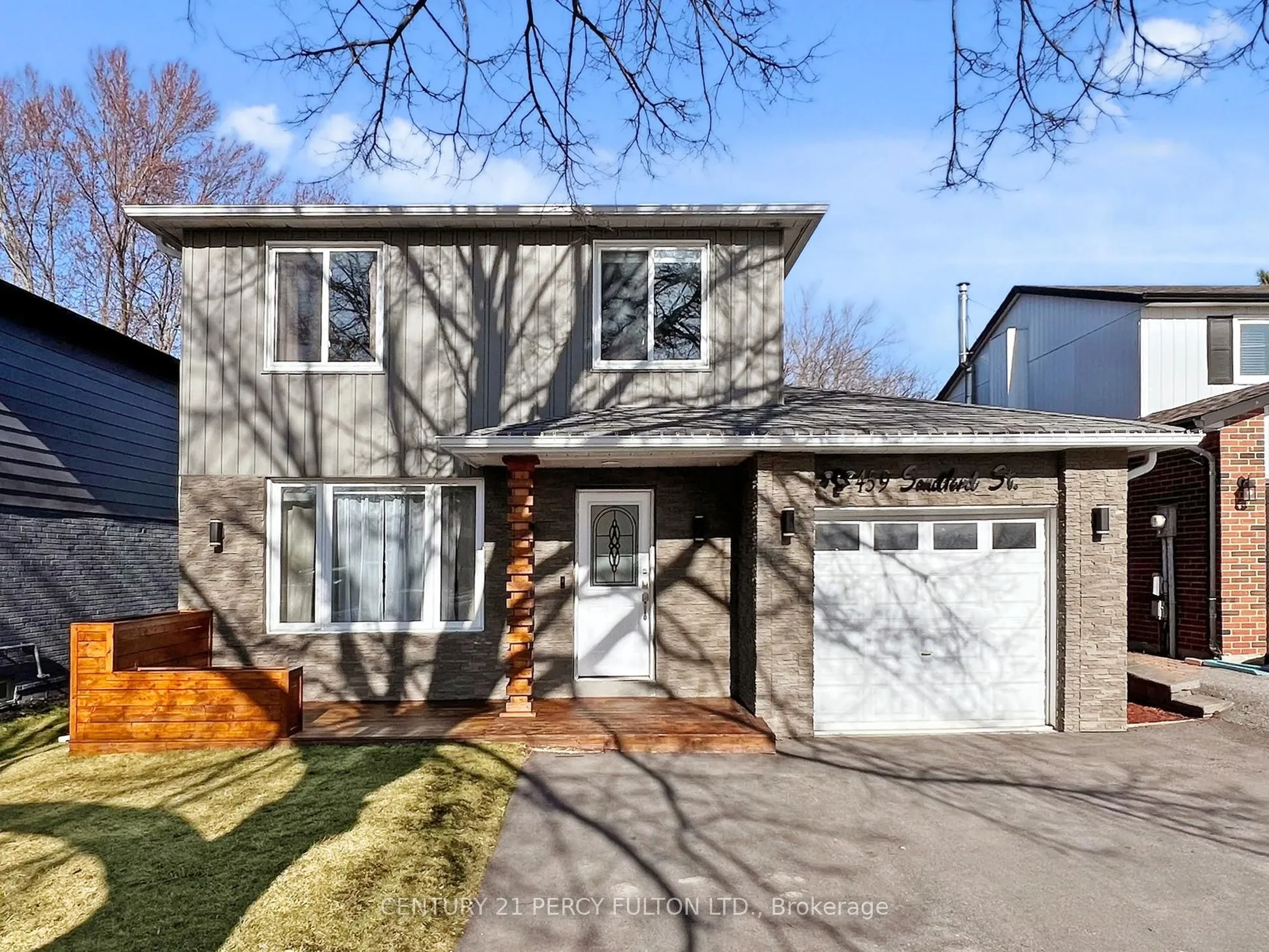 459 Sandford Street, Newmarket, ON L3Y 4S8