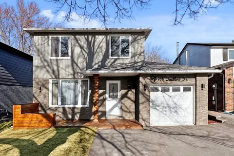 459 Sandford Street, Newmarket, ON L3Y 4S8