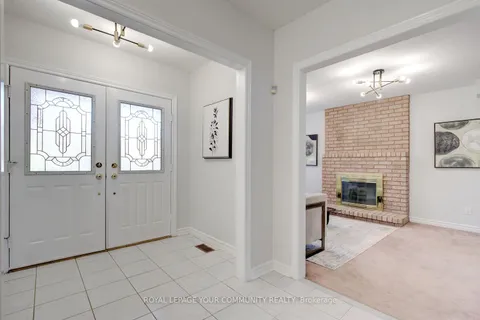 14 Hart Street, ON L4C 8X2