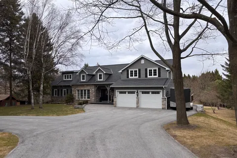 17781 Mccowan Road, East Gwillimbury, ON L0G 1E0