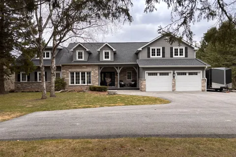 17781 Mccowan Road, East Gwillimbury, ON L0G 1E0